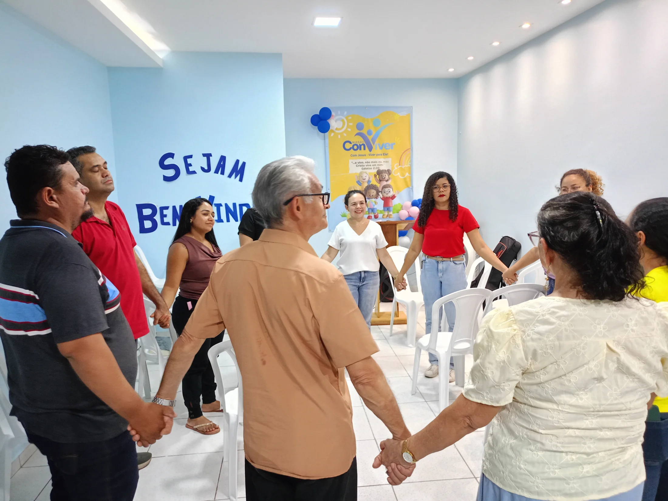 Culto de oração com o apoio dos PGs
