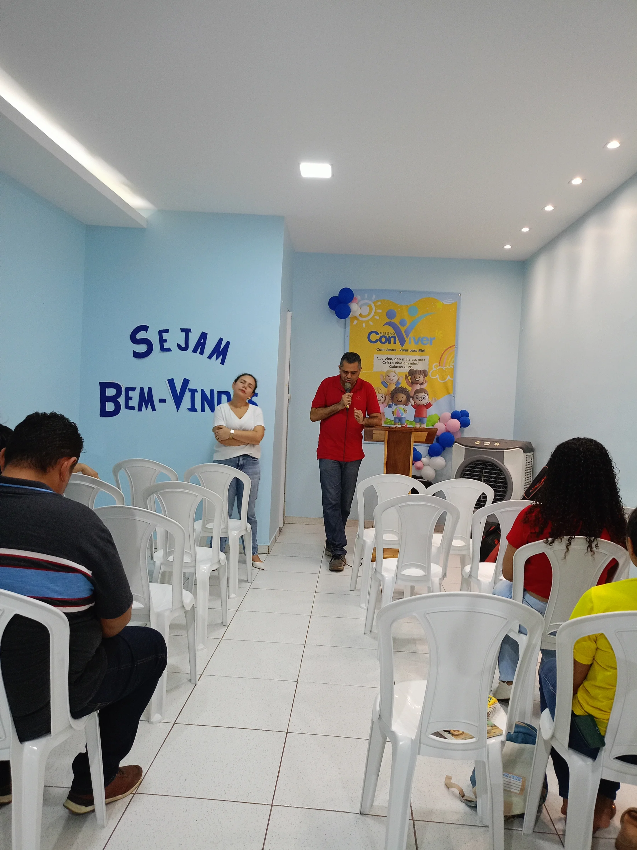 Culto de oração com o apoio dos PGs